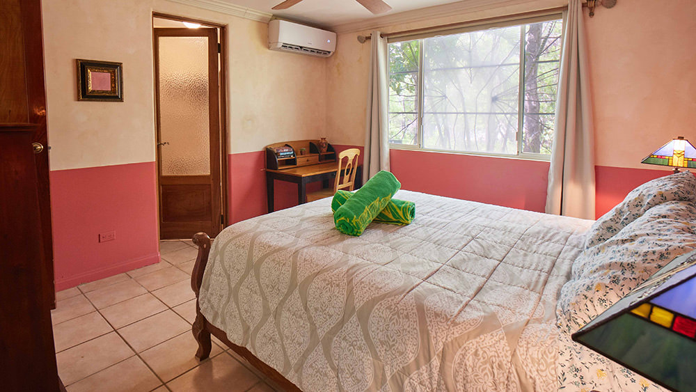 Queen Bedroom